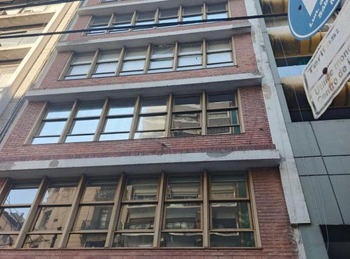 Venta Oficina - Tribunales - Despacho Individual y Espacios Comunes de Trabajo. - 4