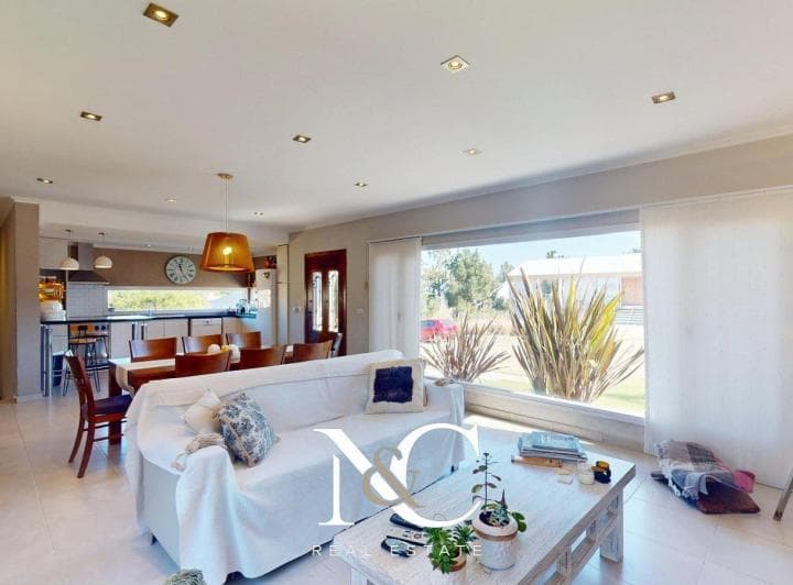 Casa en Venta en Costa Esmeralda - 5