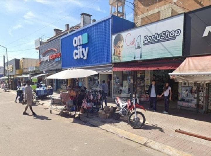 Peatonal Jose C. Paz Al 1700 - Jose C. Paz - Excelente Propiedad en Venta con Renta - 2