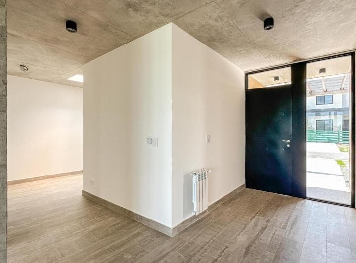 Venta Casa 5 Ambientes, San Sebastián, Área 7 - 5