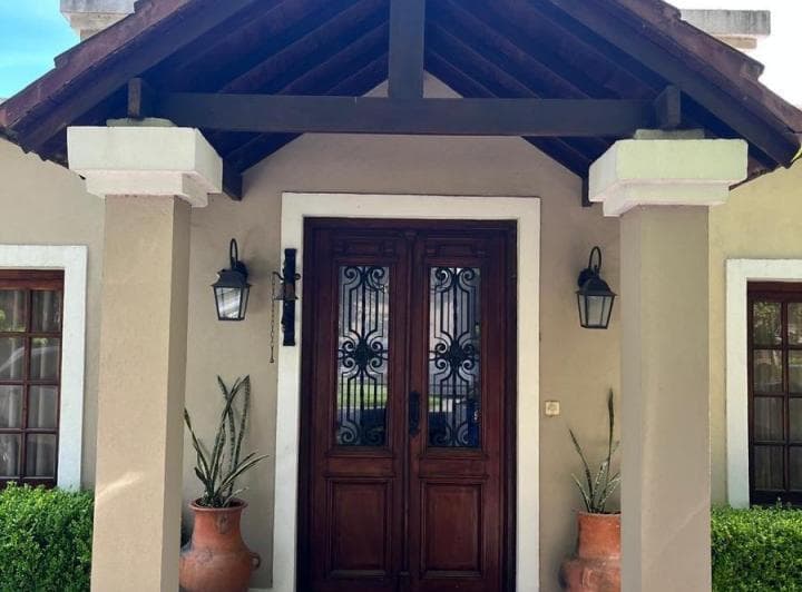 Venta Casa en Pilar del Lago - 2