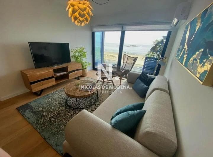 Venta Apartamento de 1 Dormitorio en Malvin, Montevideo. Ideal Para Renta! - 2