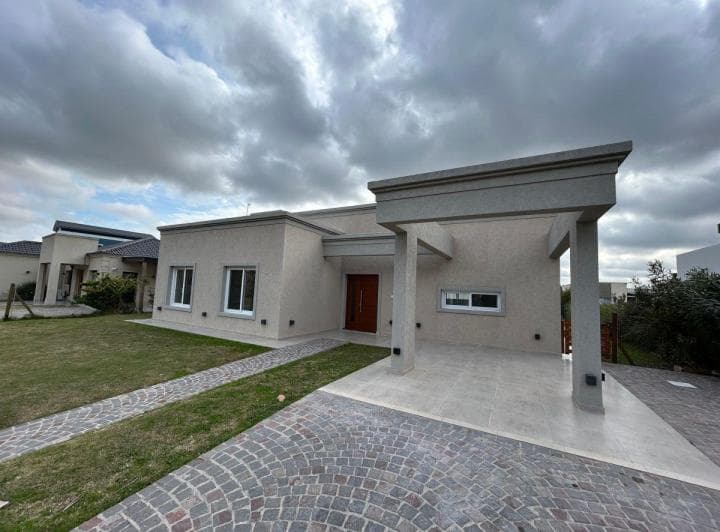 Casa La Venta en Santa Ines de Canning! 3 Dorm. y Piscina! Losa Radainte! Escucha Oferta - 3