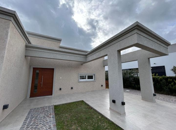 Casa La Venta en Santa Ines de Canning! 3 Dorm. y Piscina! Losa Radainte! Escucha Oferta - 4