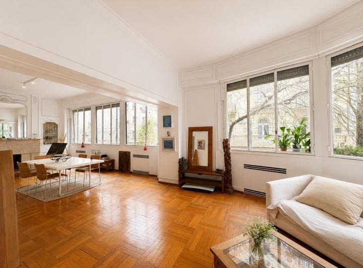 Venta Departamento Estilo Frances 5 Ambientes Reciclado en Recoleta - 2