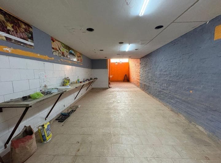 Local Comercial en Alquiler - 60 m² - Muy Buena Ubicación - Morón Sur - 4