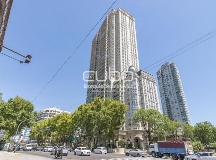 Venta Piso en Chateau Libertador | 4 Suites, Balcón, Dependencia y Amenities de Hotel 5 Estrellas - 2