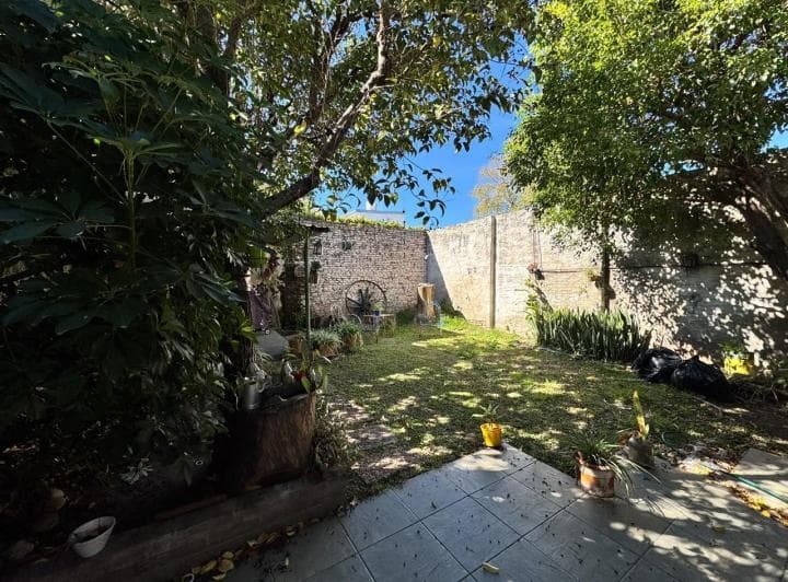 Casa a La Venta 2 Dorm. Patio Verde Barrio San Martin - 5