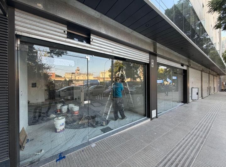 Alquiler Local Comercial a Estrenar Güemes - 2