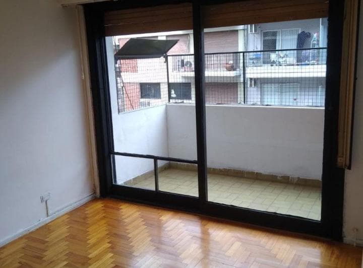 Departamento de 77 m² Construidos con 2 Dorm. y Dep. de Servicio en Venta en Villa Crespo - 2
