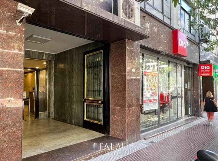Excelente Piso de Oficinas de 263 m² - 2