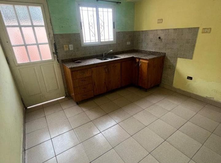 Casa 3 Ambientes. | Venezuela 3000 - 2