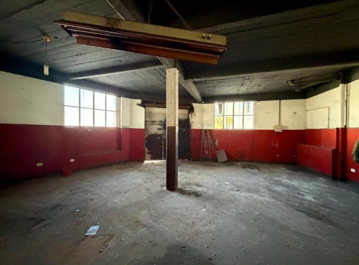 Local en Venta - Esquina - 67 m² - Avellaneda - 5