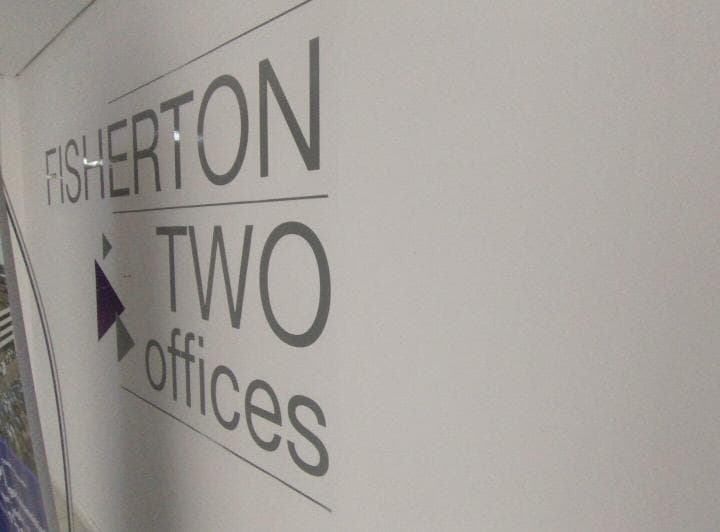 Retasadas! Oficinas en Fisherton Plaza - 2