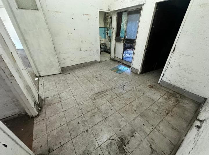 PH de 3 Ambientes con Escritorio a Refaccionar en Rojas 1906 Esquina Juan B Justo - 5