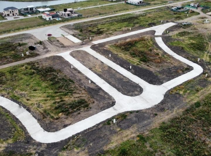 Terreno en Pueblos del Plata Country Club - 2