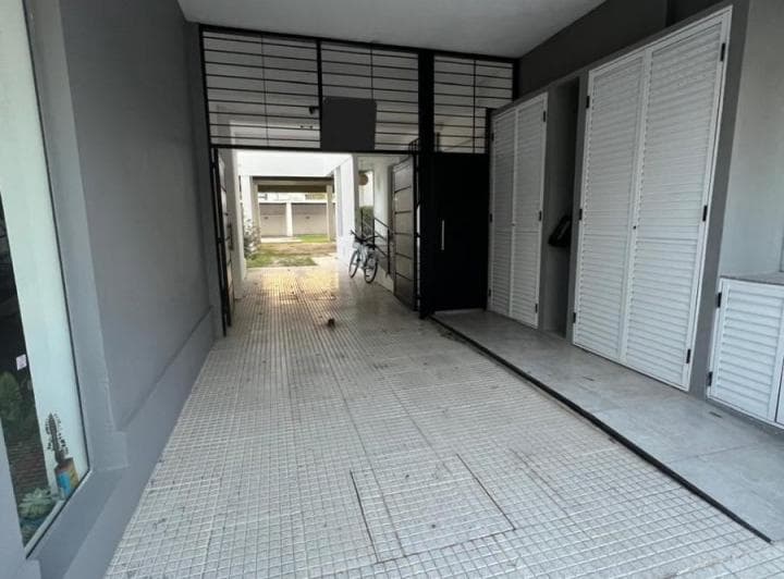 Moderno Departamento Tres Ambientes con Cochera - a Estrenar - 2
