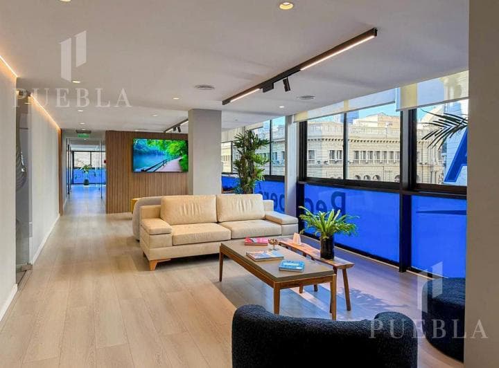 Venta de Oficina Premium con Renta en Edificio Santa Catalina – 275 m² – Retiro / Catalinas. - 2