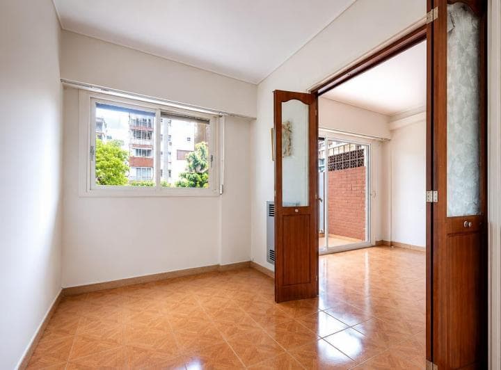 Departamento 3 Ambientes con Gran Balcón Corrido Frente a Parque Rivadavia - 3