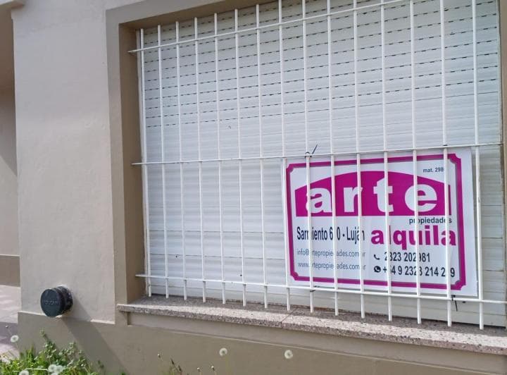 Casa en Alquiler Lujan Tres Ambientes Alberti 2242 - 2
