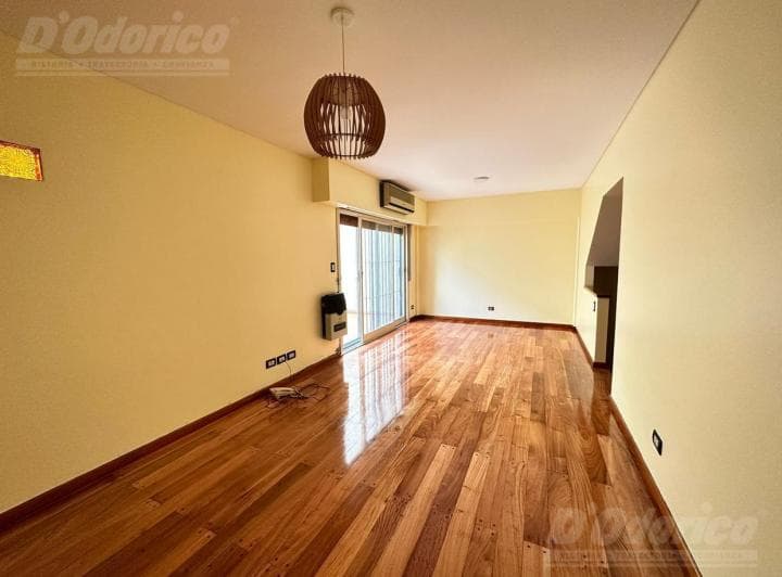Dúplex (Tipo Casa) de 3 Dorm. con Cochera en Alquiler en Caballito. - 5