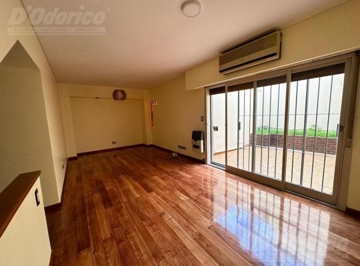 Dúplex (Tipo Casa) de 3 Dorm. con Cochera en Alquiler en Caballito. - 4