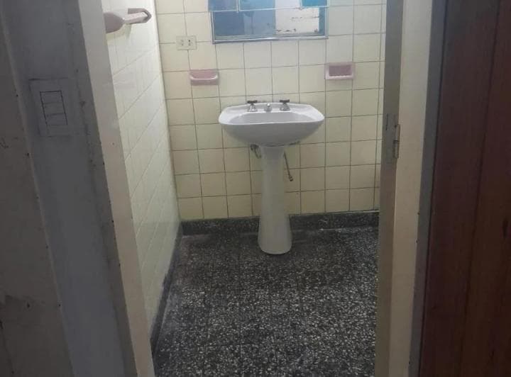 Casa en Venta - 3 Dorm. 2 Baños - Cochera - 170 m² - Remedios de Escalada, Lanús - 3