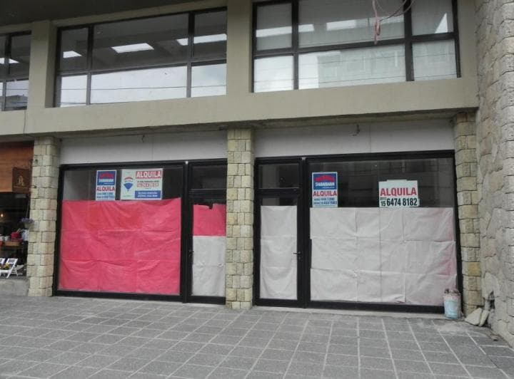 Venta Local Calle San Martín Al 400 - Bariloche - 2