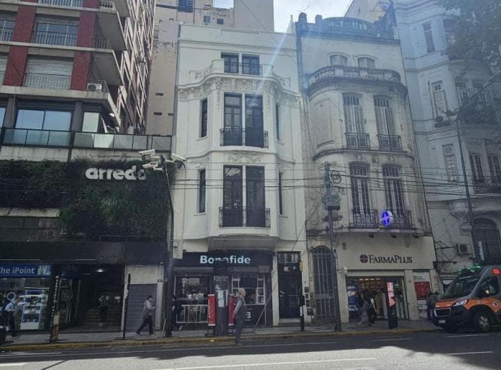 Local Mas Oficinas - Alquiler - Recoleta - 2