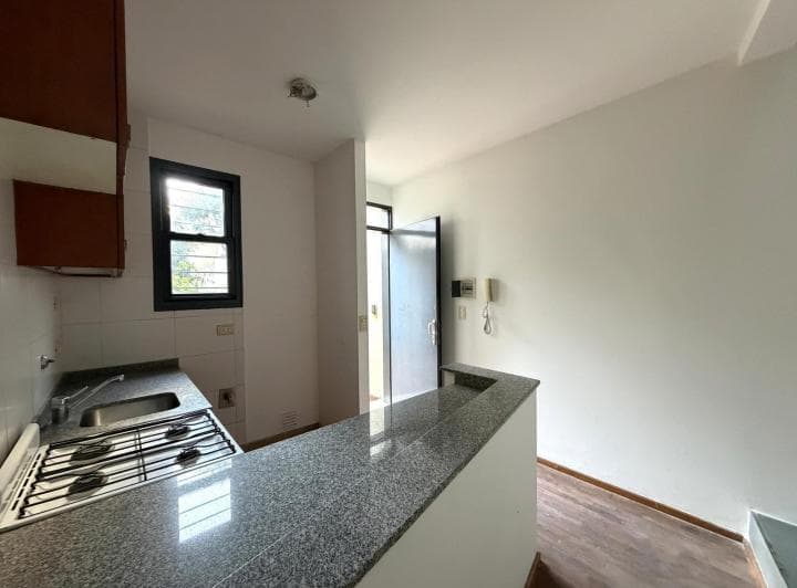 PH, Casas de Pasillo, Dos Dorm., Patio, Rosario, Venta. - 4