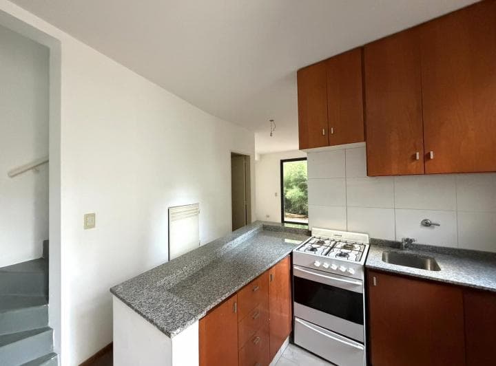 PH, Casas de Pasillo, Dos Dorm., Patio, Rosario, Venta. - 3
