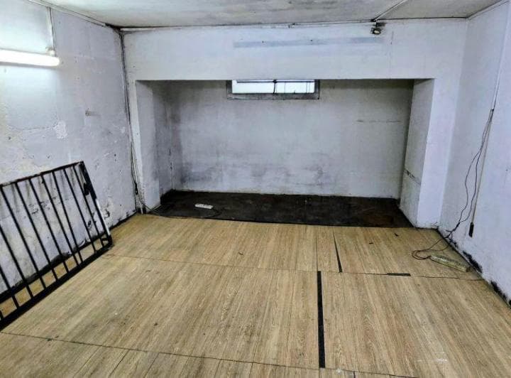 Local de 25 m² con Entrepiso de 12 m² en Venta en Recoleta - 5