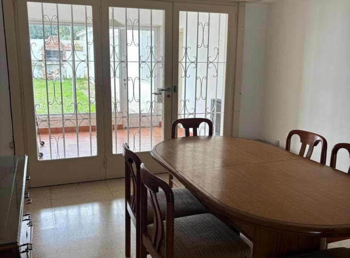 Alquiler - Casa de 4 Dorm. - Lavalle 2500 - 5