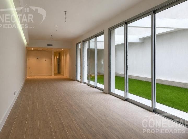 Ideal Consultorios / Estética / Odontología - Patio Propio 80 m² Cubiertos Patio 70 m² - 2