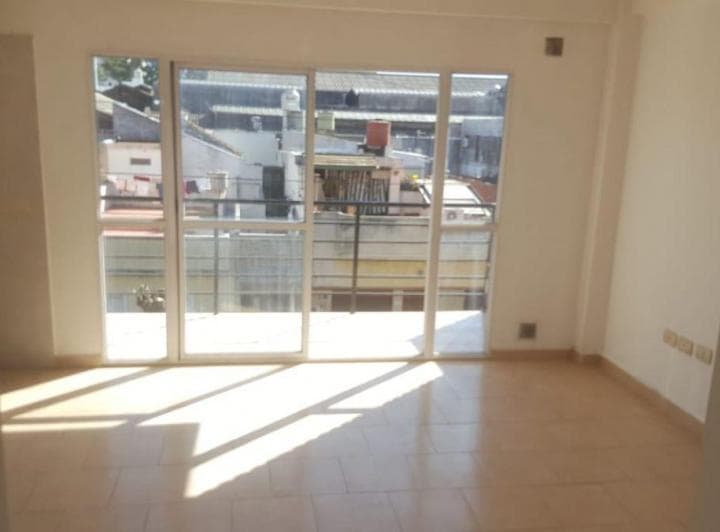 Imperdible Departamento de 2 Amb. con Balcón y Terraza Propia!bajas Expensas! - 2