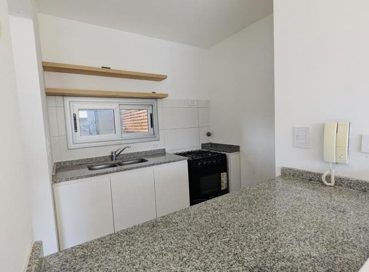 Duplex Impecable 458 y 28 2 Dorm, Garage, Parque - 4