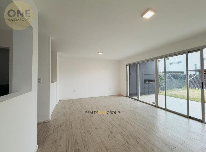 Duplex Impecable 458 y 28 2 Dorm, Garage, Parque - 3