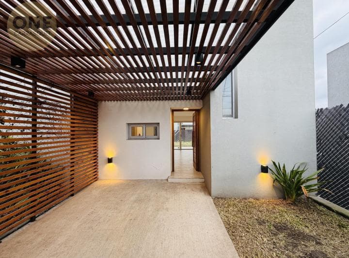 Duplex Impecable 458 y 28 2 Dorm, Garage, Parque - 2