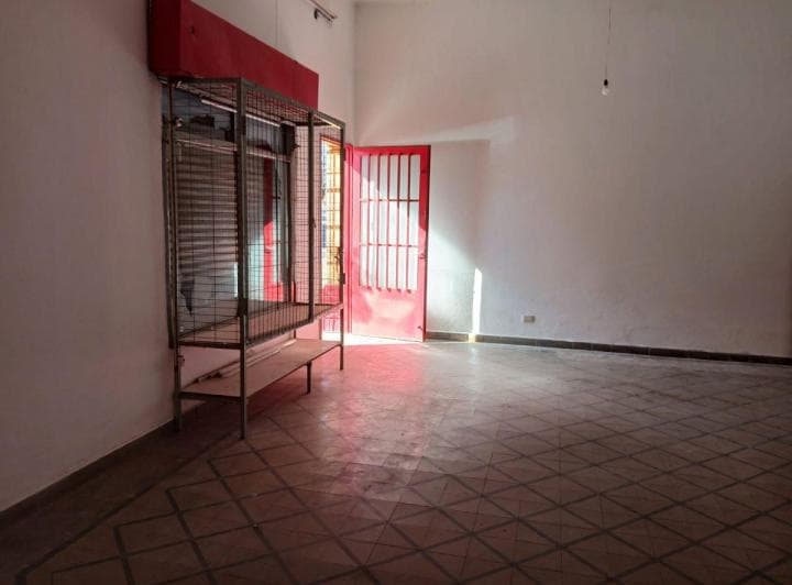 Vendo Local Comercial en 24 de Septiembre y Gavilán - 5