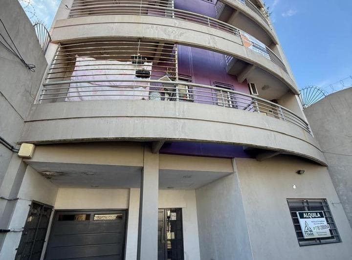 Departamento en Lanús Oeste - 2
