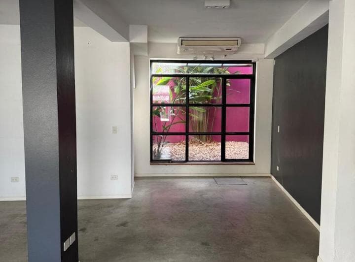 Local de 60 m² Alquiler en Lomas de San Isidro - 4