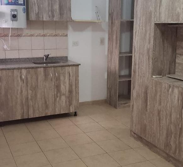 Departamento Monoambiente en Venta - 1 Baño - 27 m² - Morón - 5