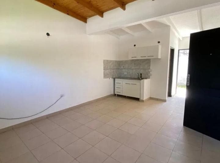 Casa en Venta - 1 Dormitorio 1 Baño - 67 m - La Plata - 4