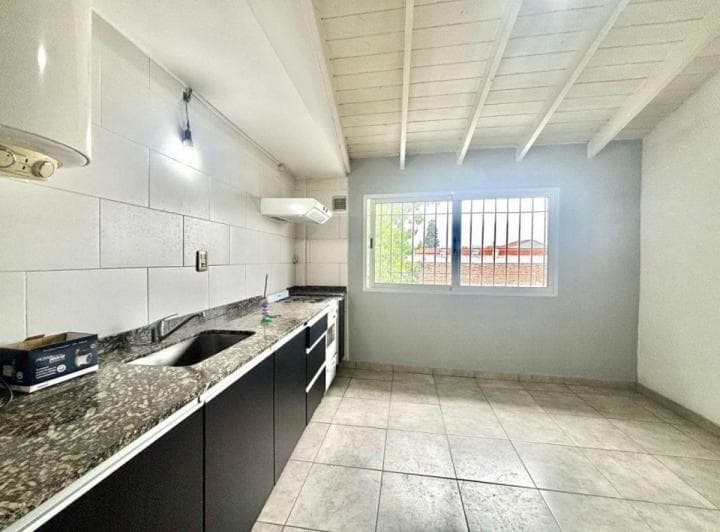 Amplio Departamento en Planta Alta – Oportunidad con Financiación - 4