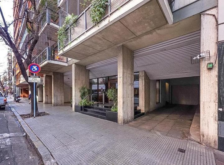 Venta Palermo Semipiso 4 Amb Al Frente con Balcón, Baulera y Cochera Fija y Cubierta - 2