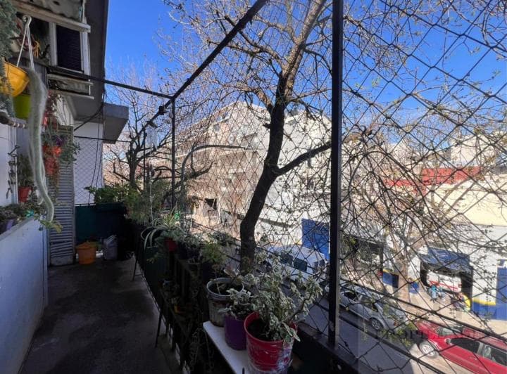 Departamento 2 Amb Al Frente con Balcon Corrido - 2