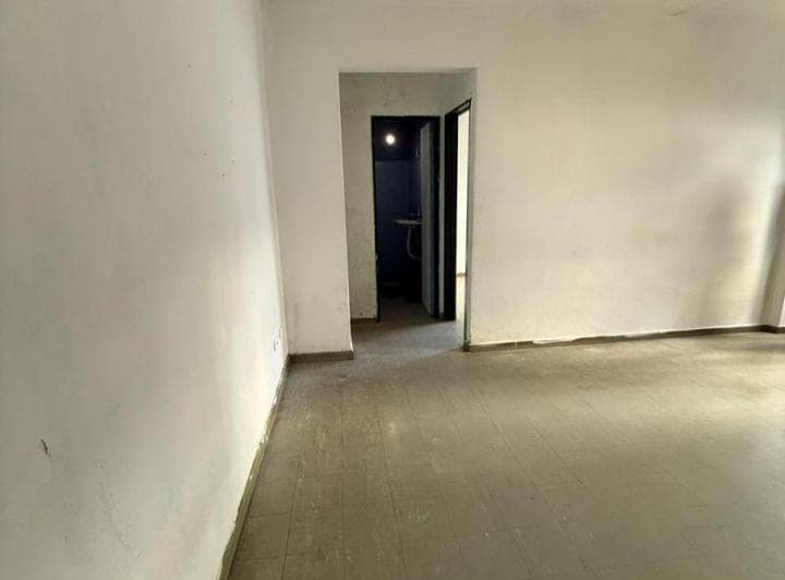 Venta Departamento de 2 Amb a Reciclar - 45 m Tot. - por Escalera. 500 m Gral. Paz - B. Saavedra. - 4