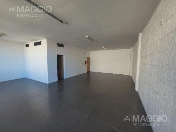 Oficina en Ramos Mejia Sur - 2