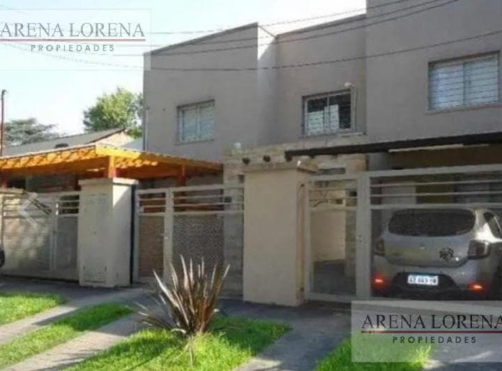 Duplex en Venta 3 Dorm. 2 Baños en Ituzaingó Norte - 2