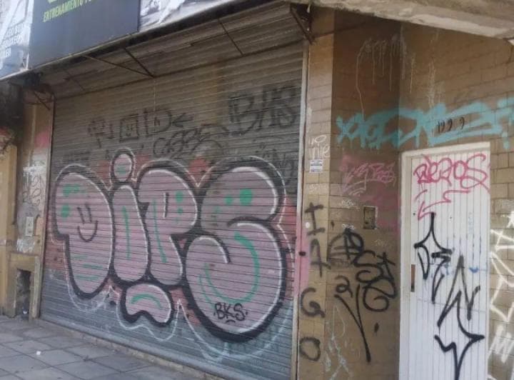 Casa de 3 Ambientes con Local a La Calle en Castelar Centro a m de Arias y Avellaneda - 2